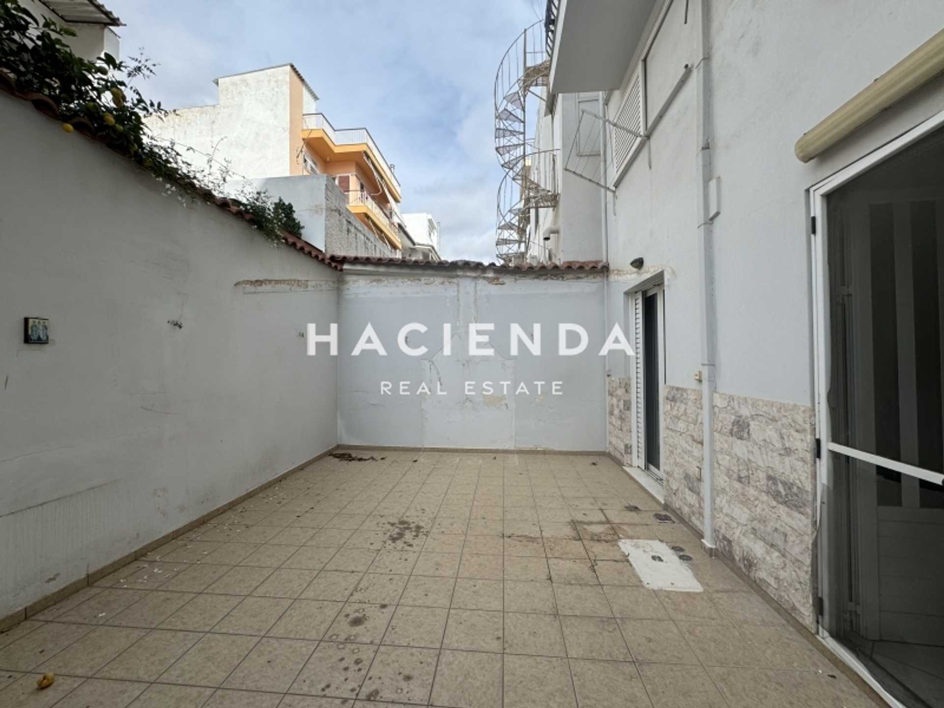 Property thumbnail 3