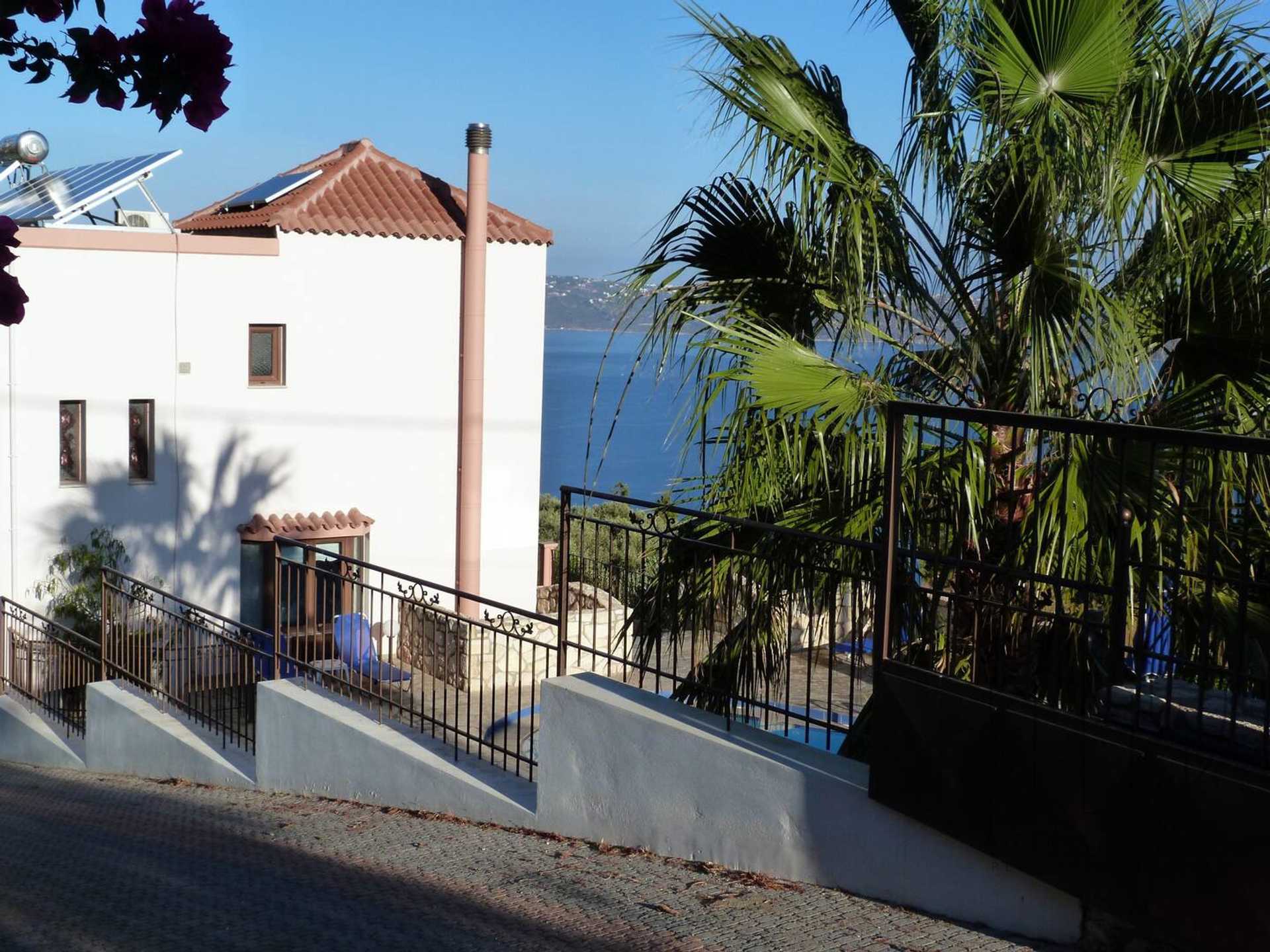 Property thumbnail 4