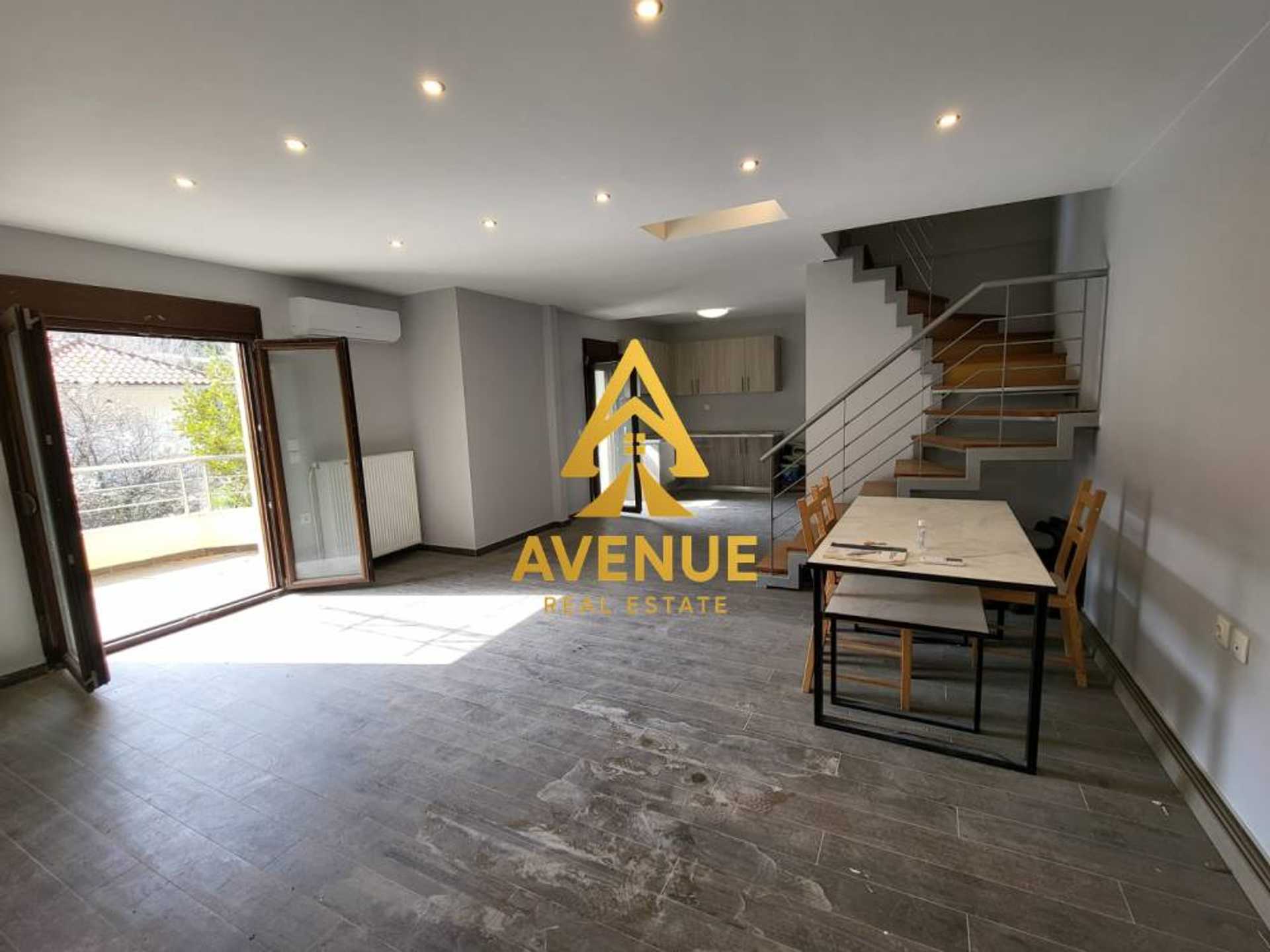 Property thumbnail 3