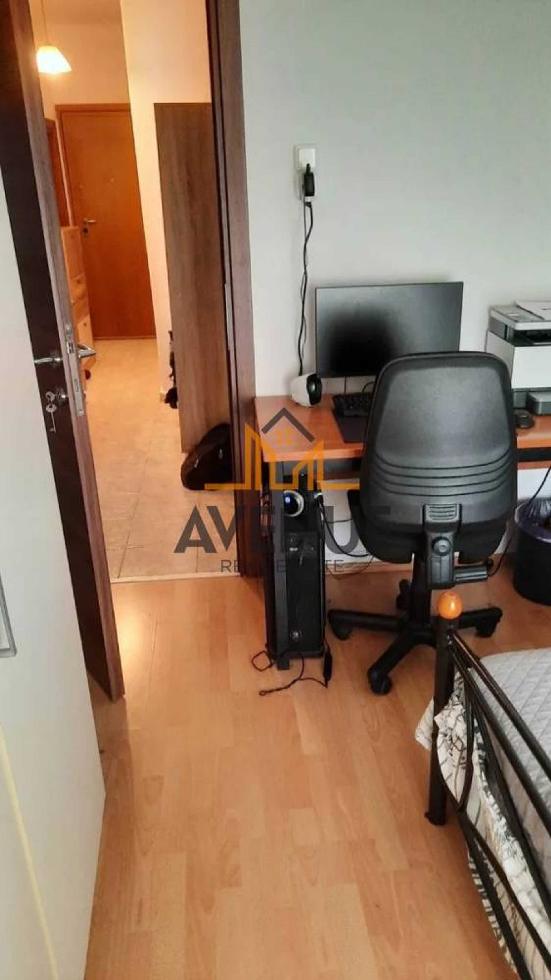 Property thumbnail 4