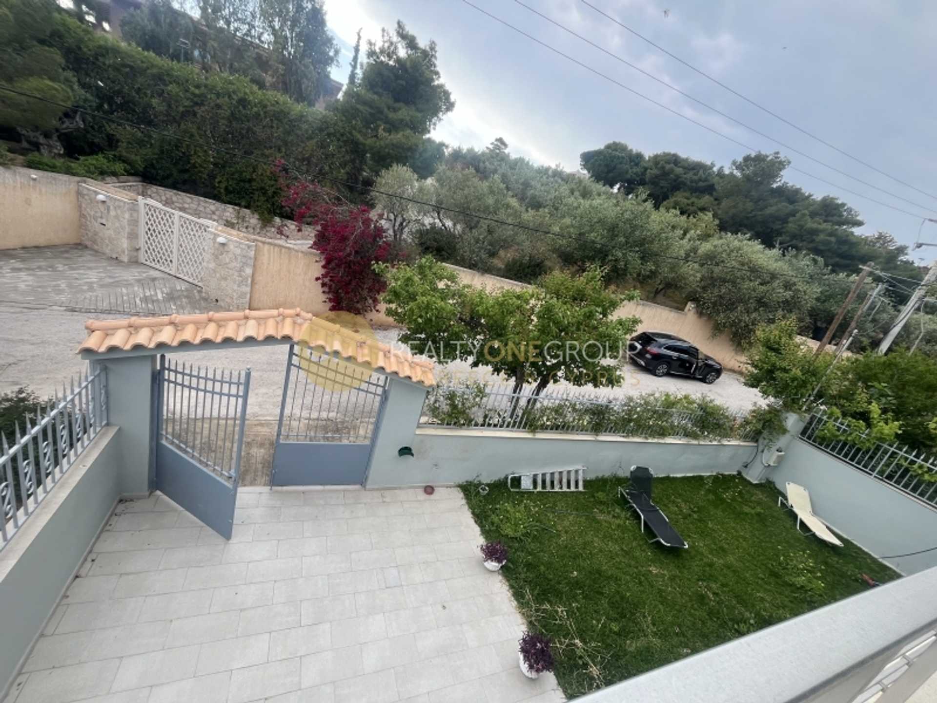 Property thumbnail 3