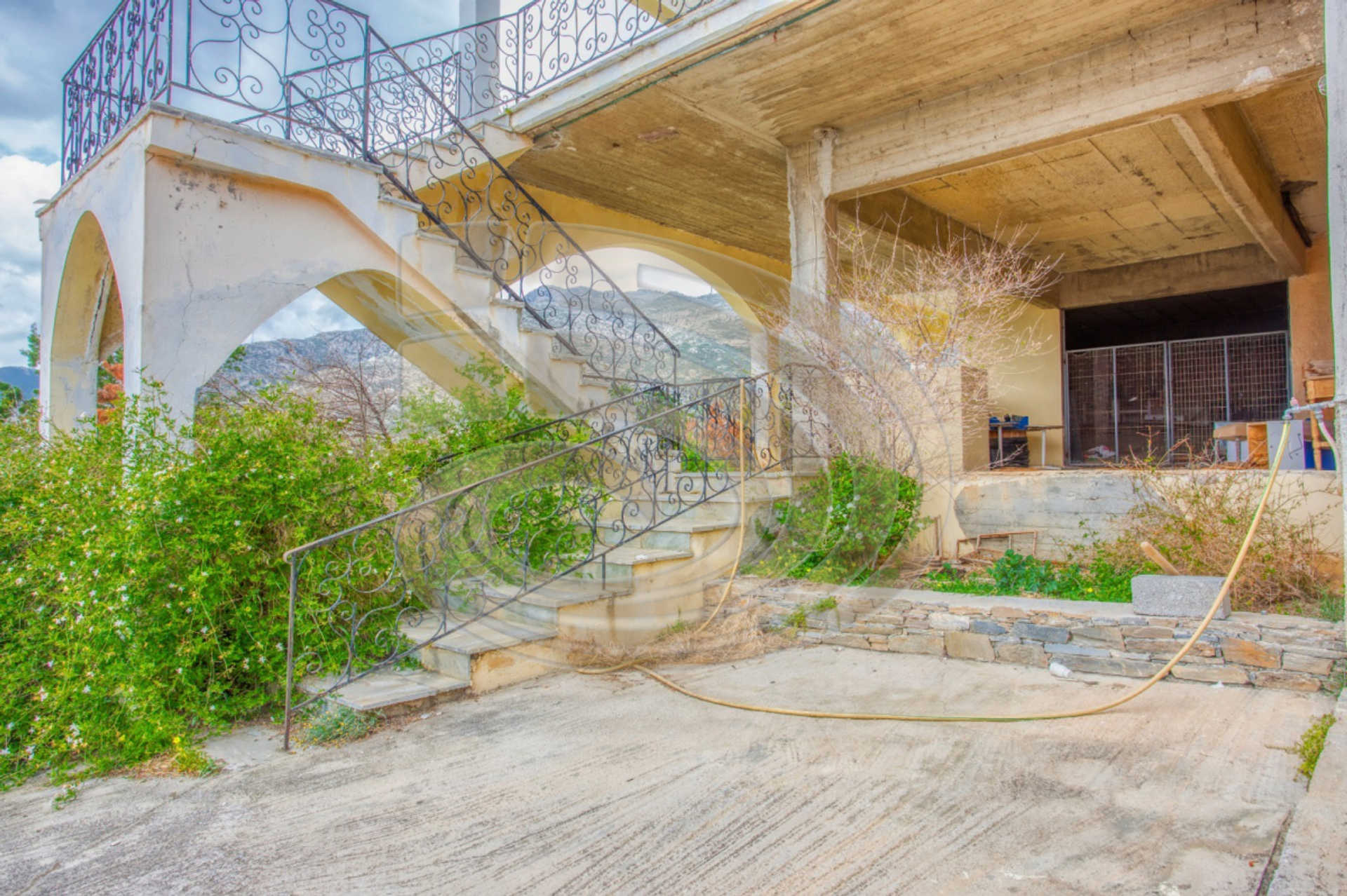 Property thumbnail 3