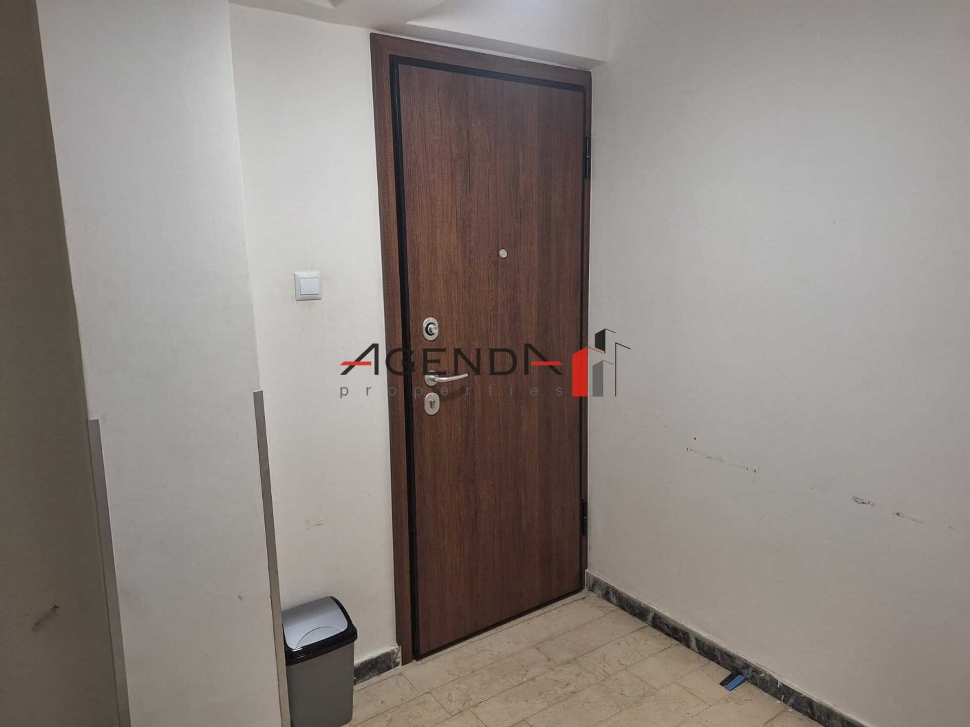 Property thumbnail 2