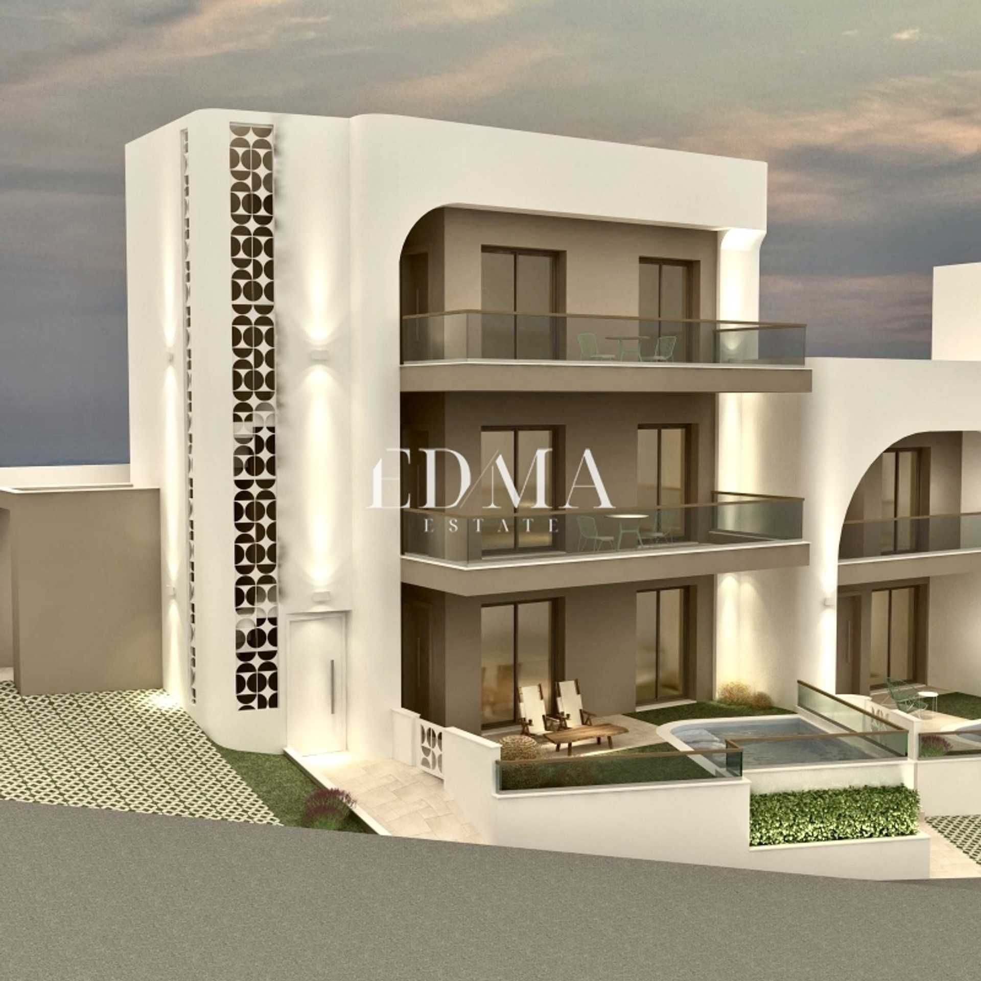 Property thumbnail 2