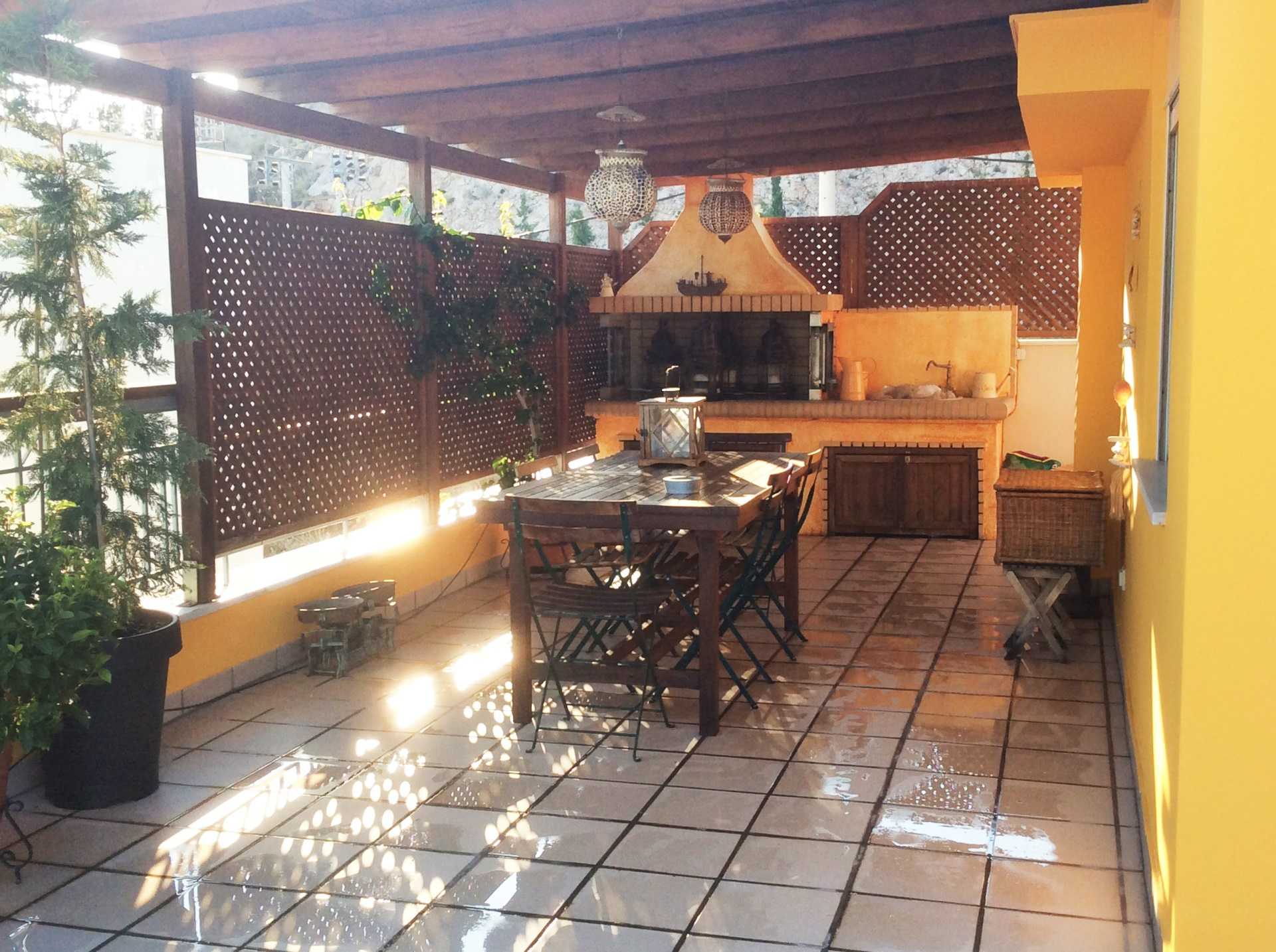 Property thumbnail 3