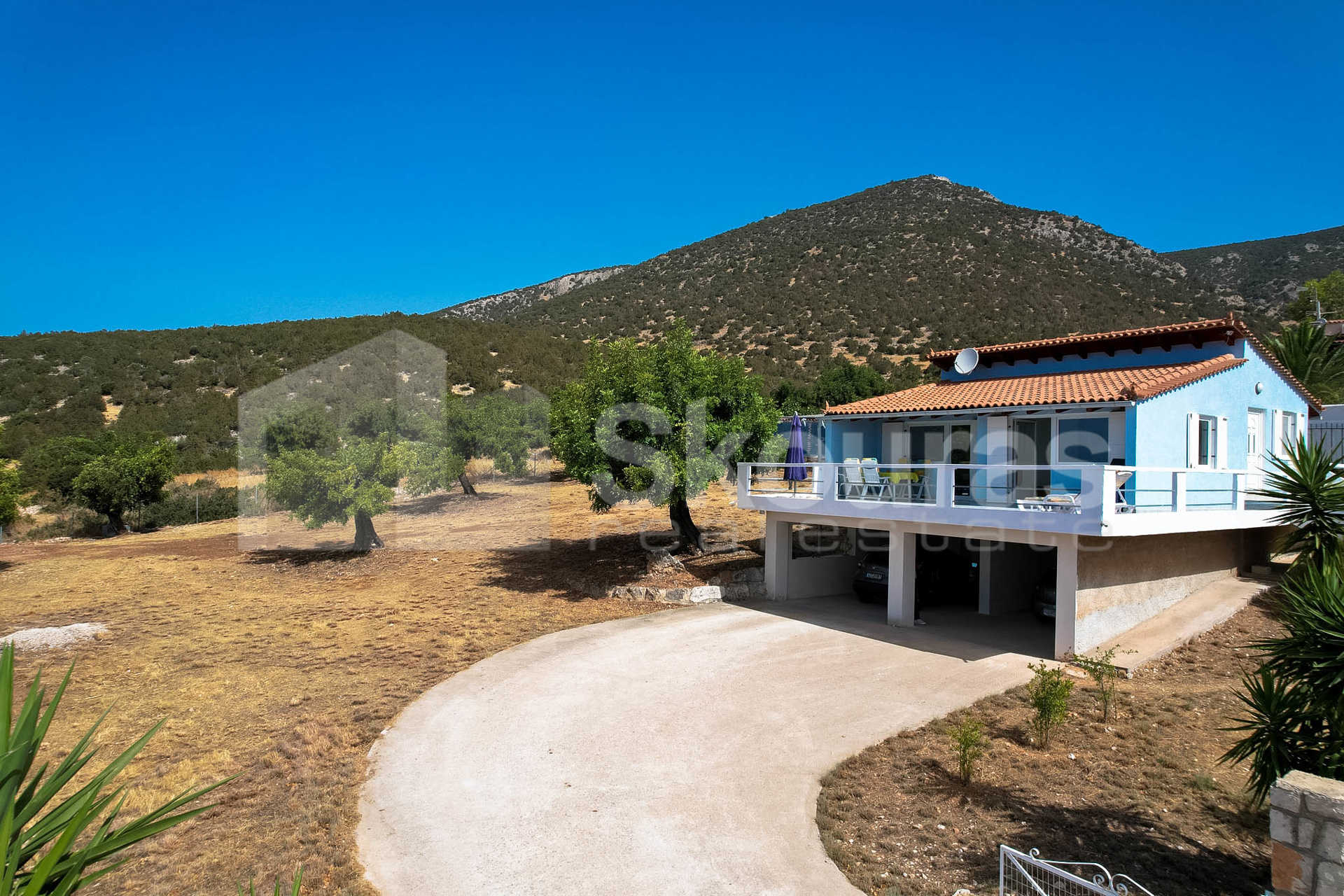 Property thumbnail 2