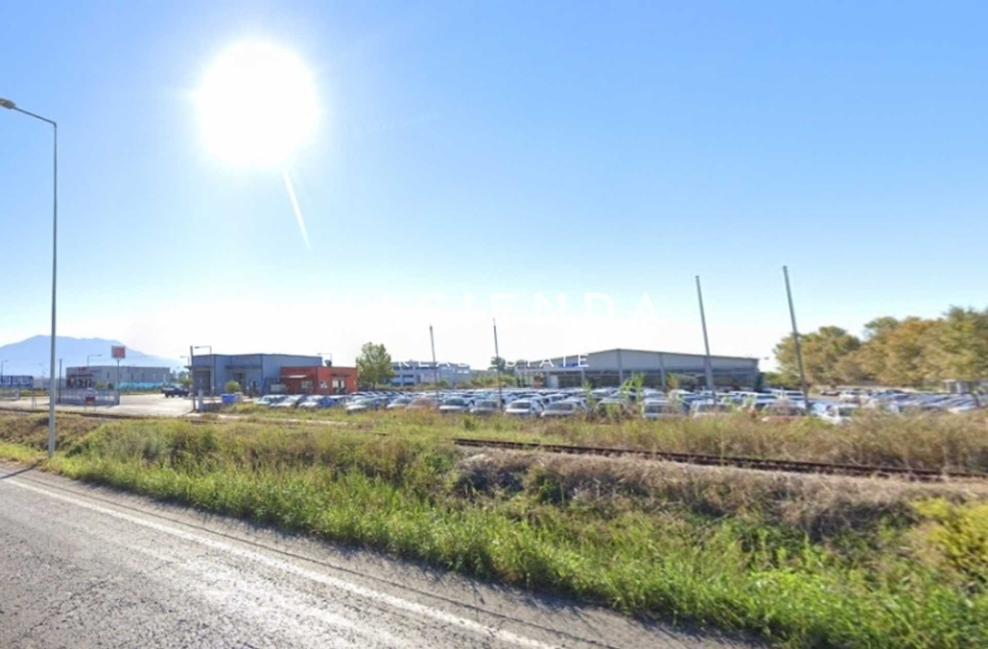 Property thumbnail 2