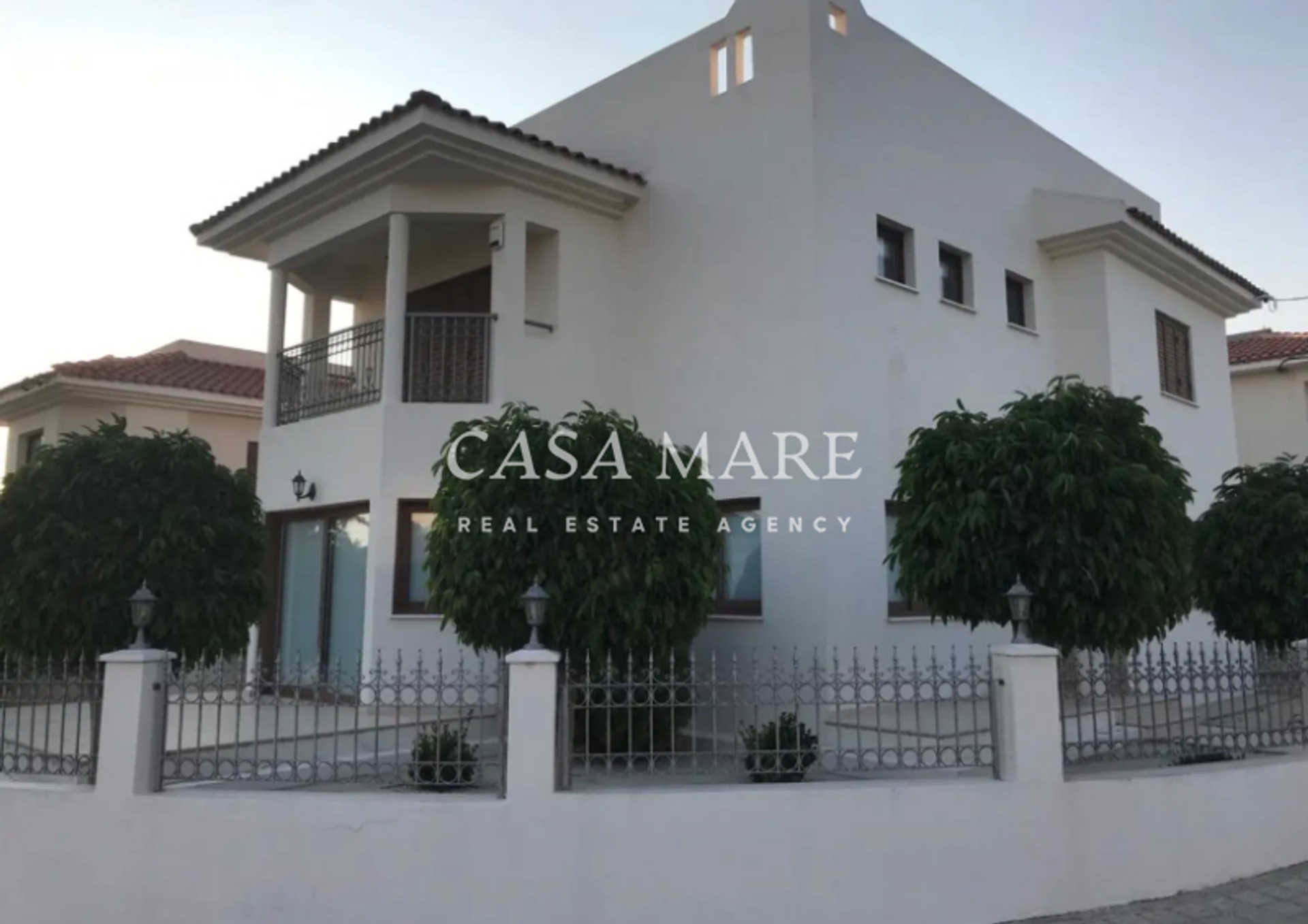 Property thumbnail 2