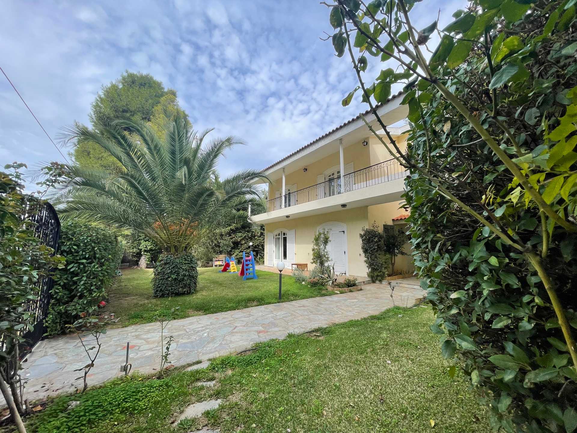 Property thumbnail 2