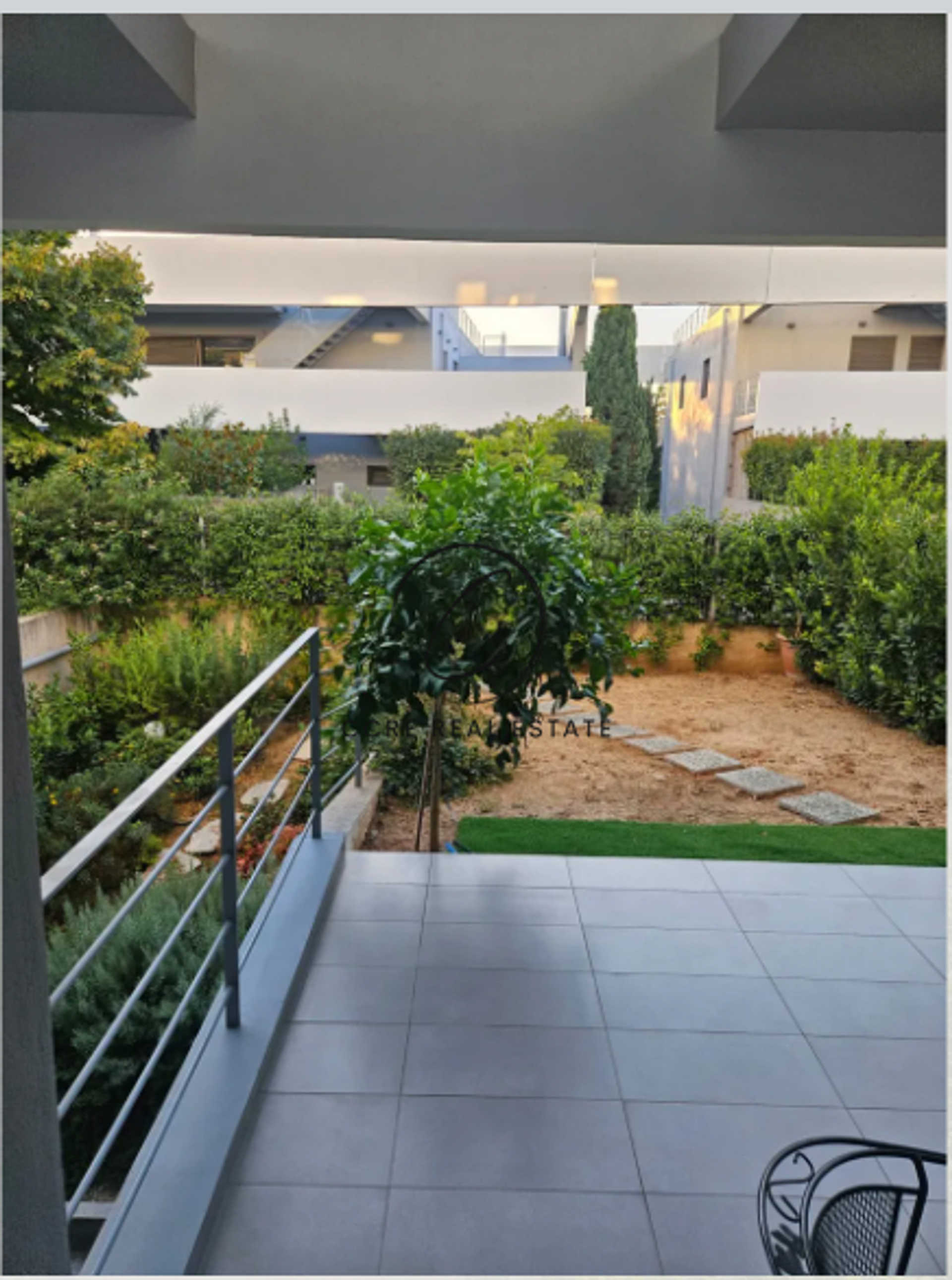 Property thumbnail 4