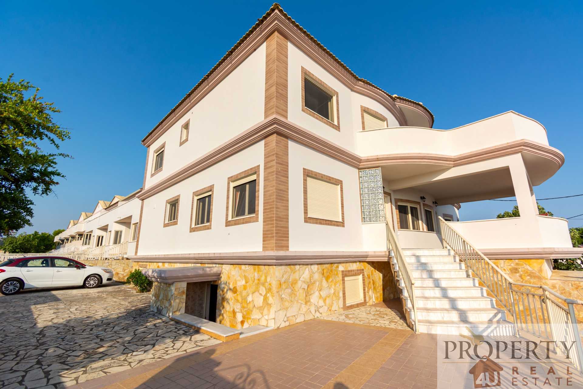 Property thumbnail 4