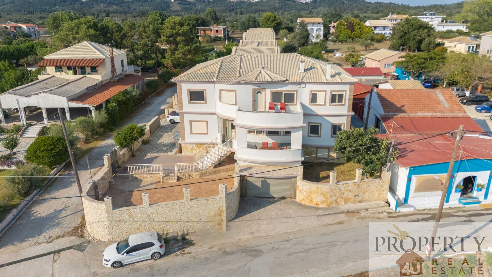 Property thumbnail 2