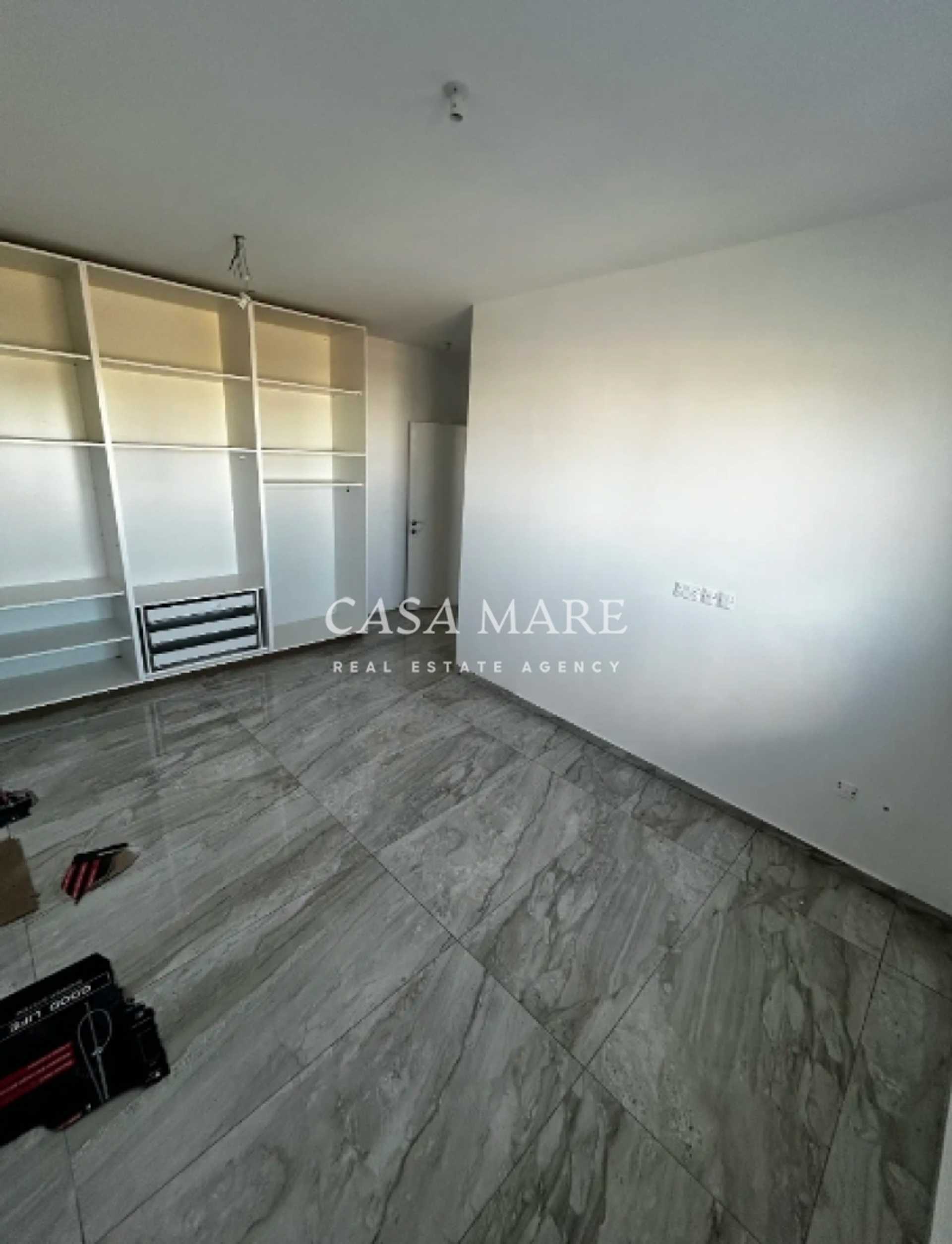 Property thumbnail 3