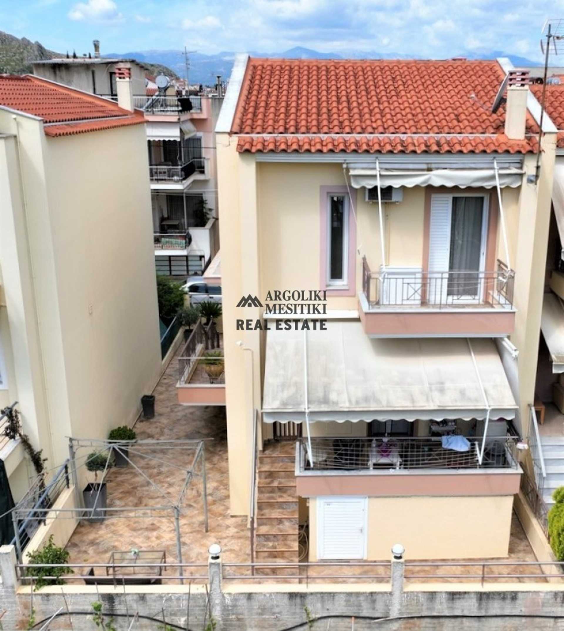 Property thumbnail 3