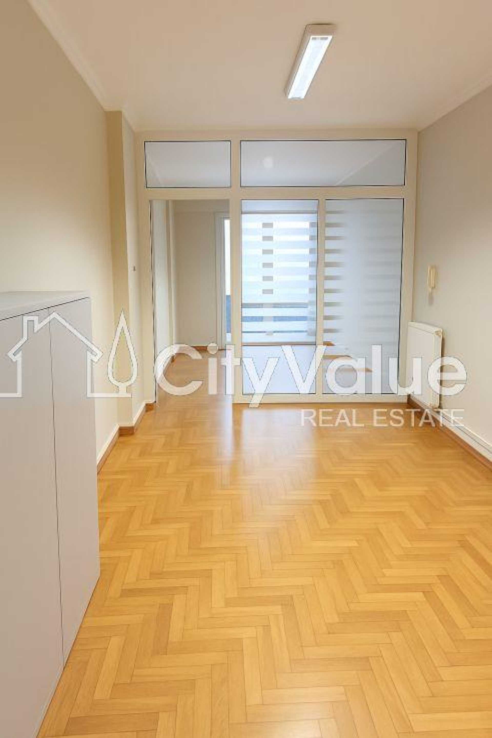 דירה, אנליפסי -מפוטסרי, סלוניקי