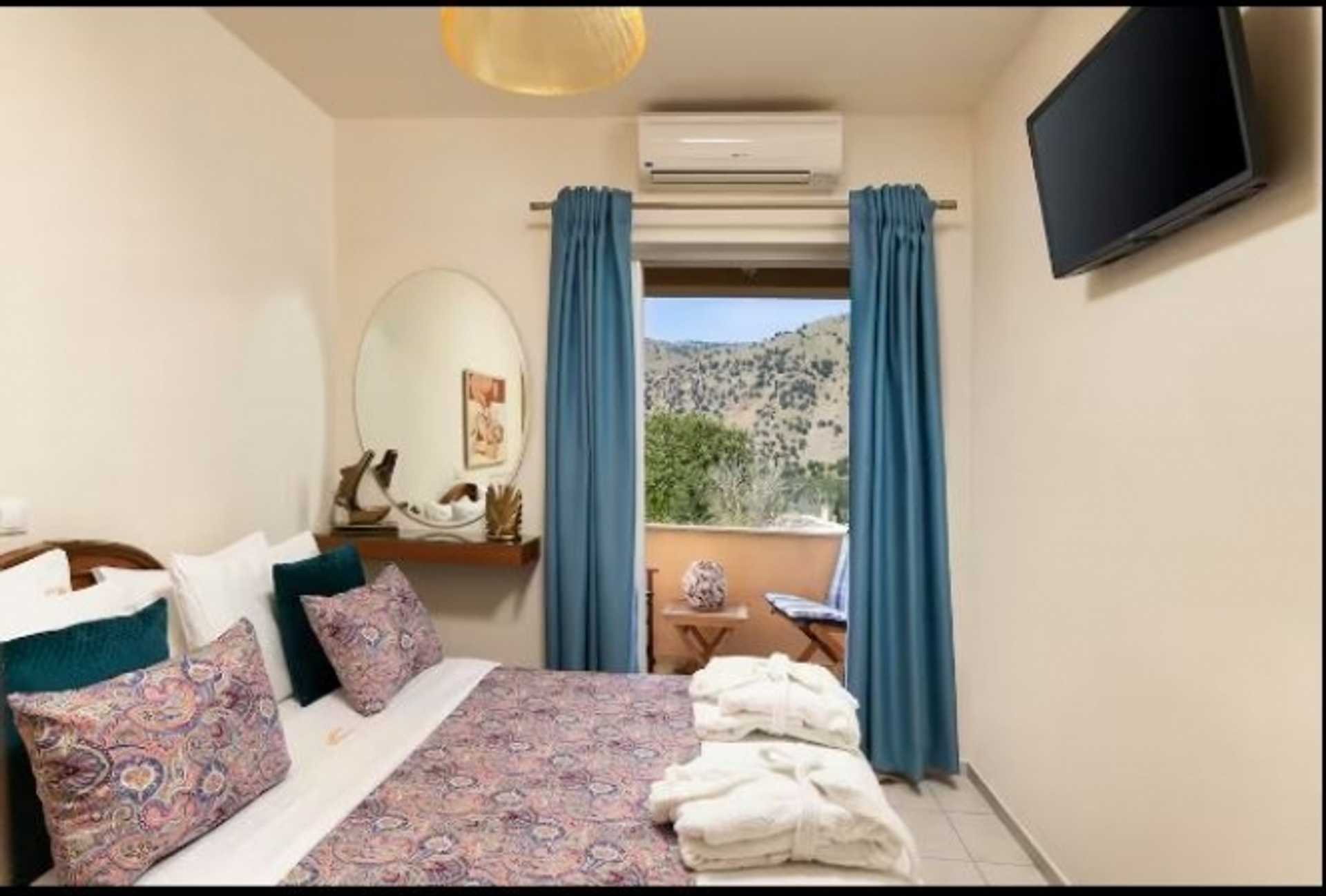 Property thumbnail 3