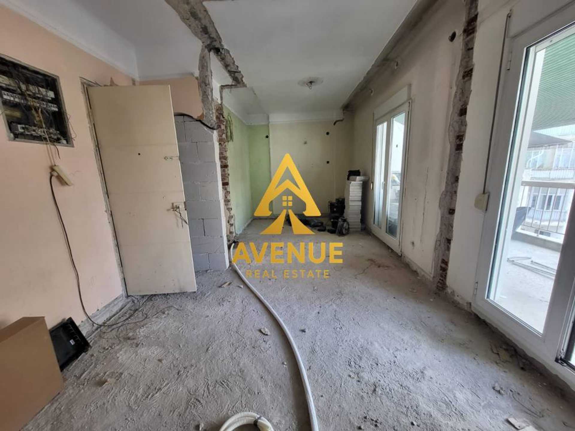 Property thumbnail 2