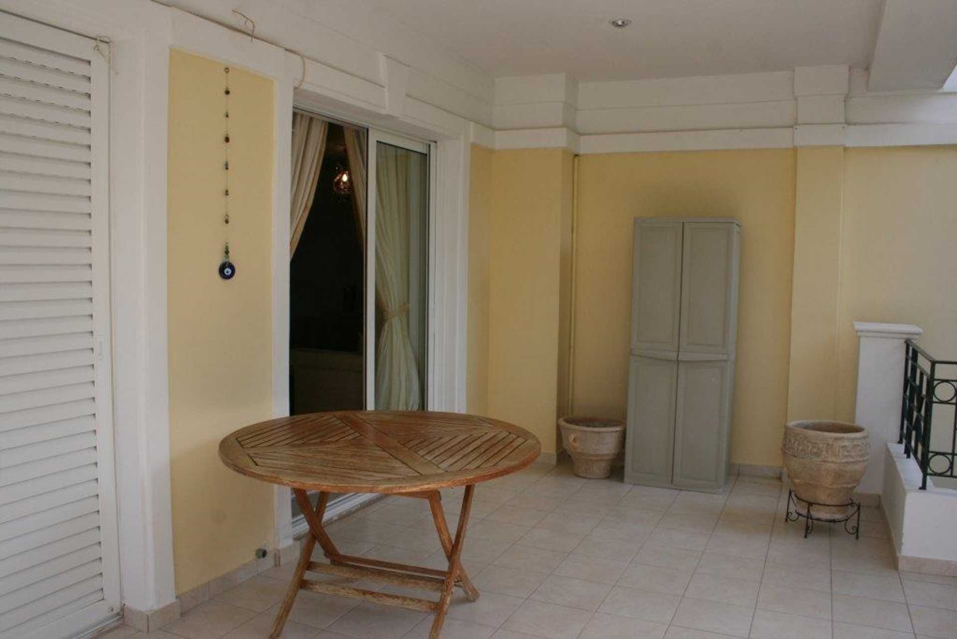 Property thumbnail 3