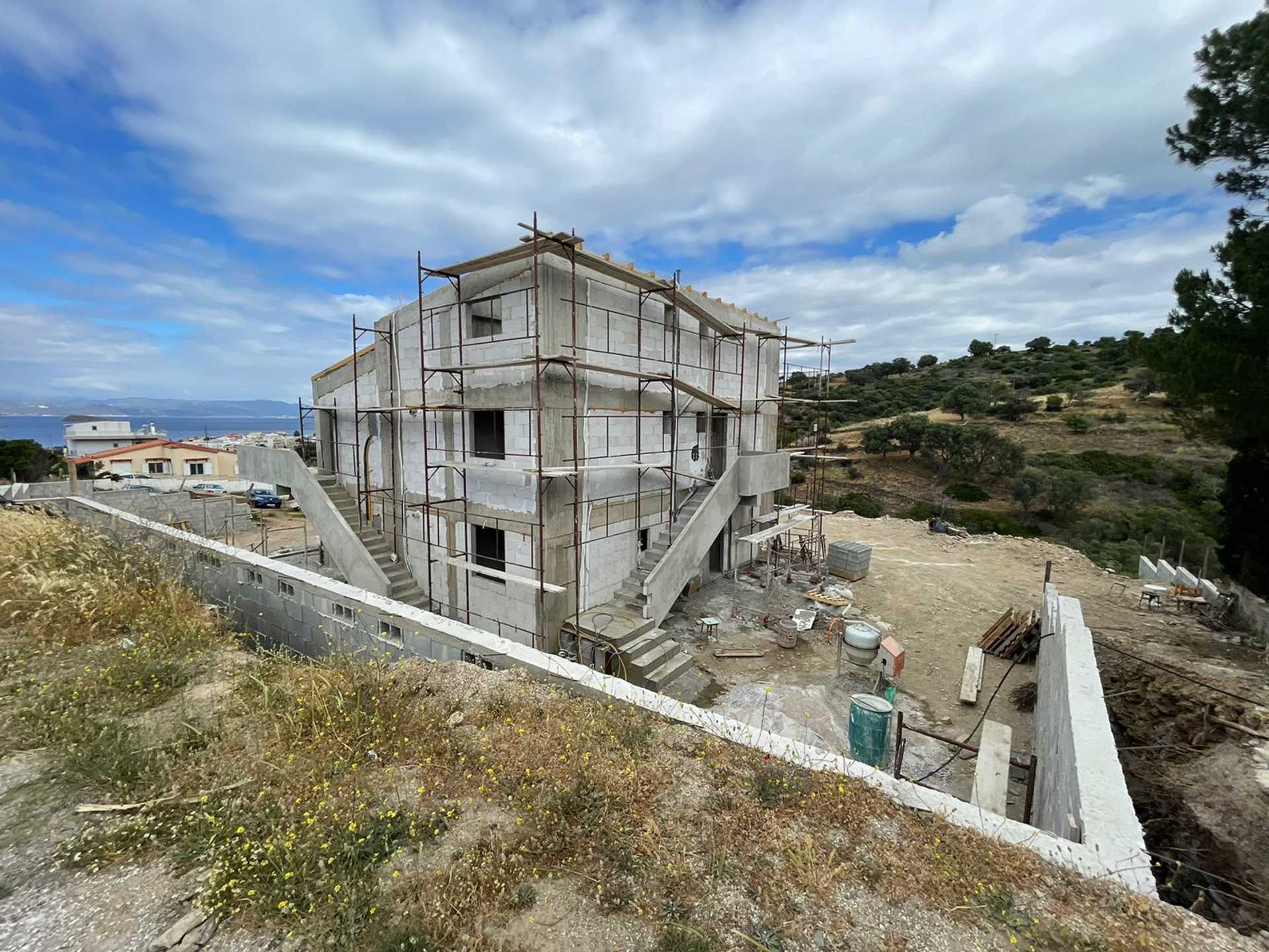 Property thumbnail 2