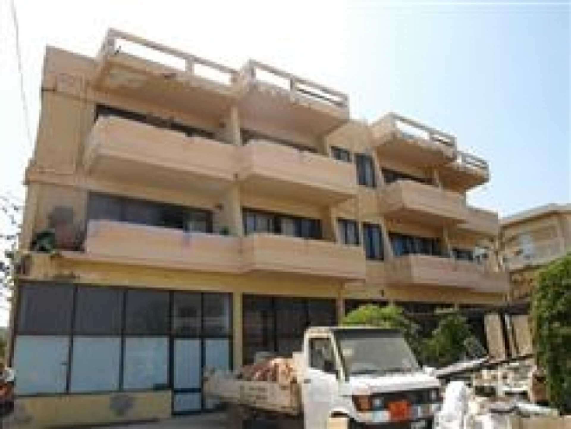 Property thumbnail 2