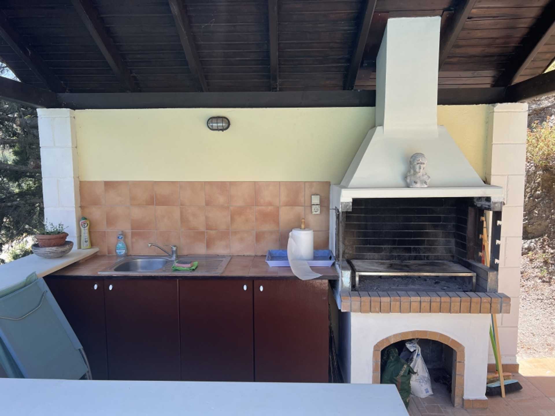 Property thumbnail 4