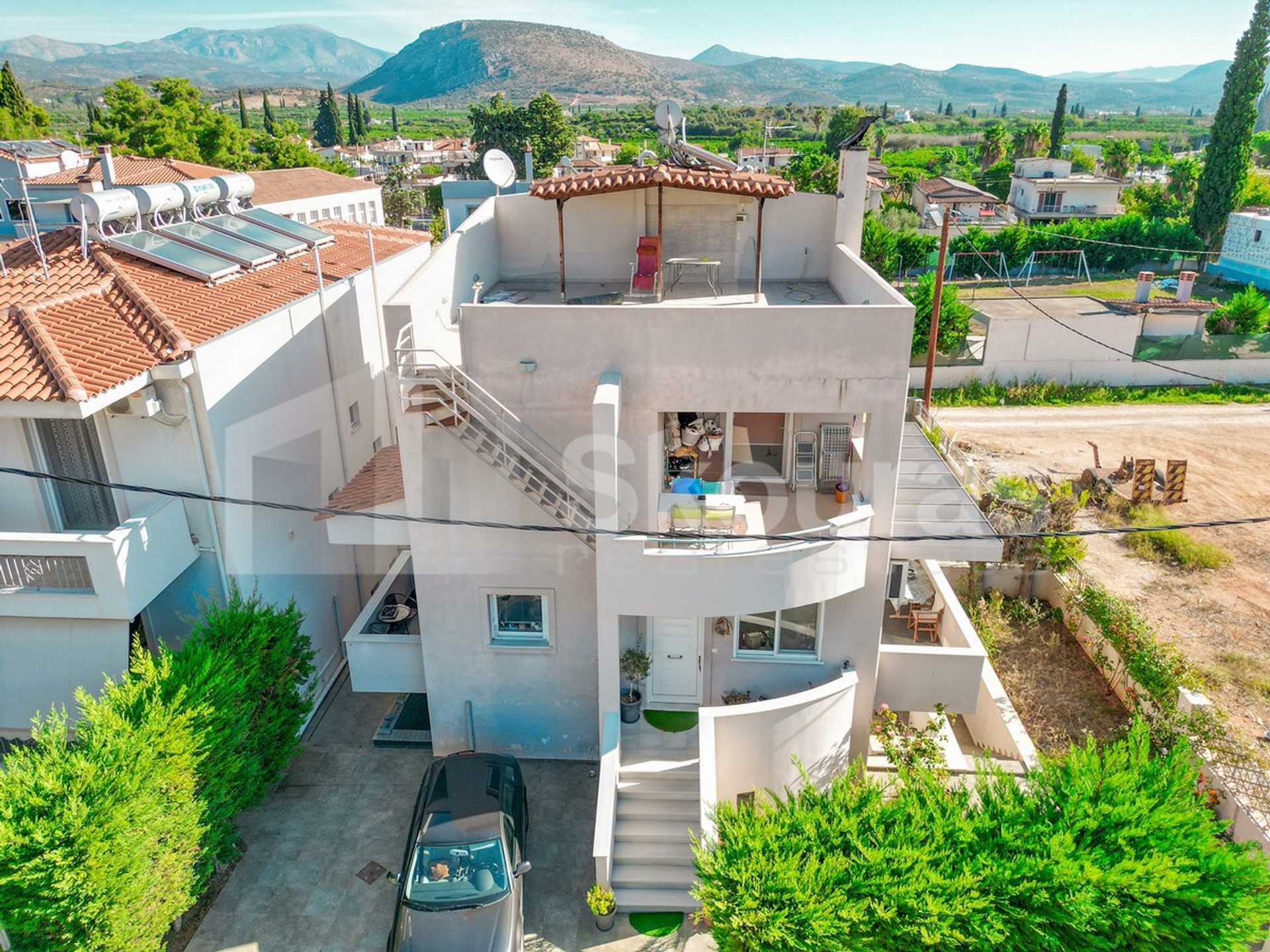 Property thumbnail 2