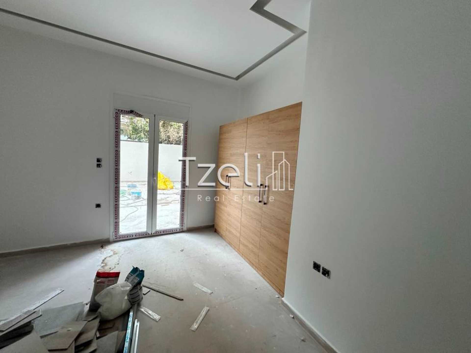 Property thumbnail 3