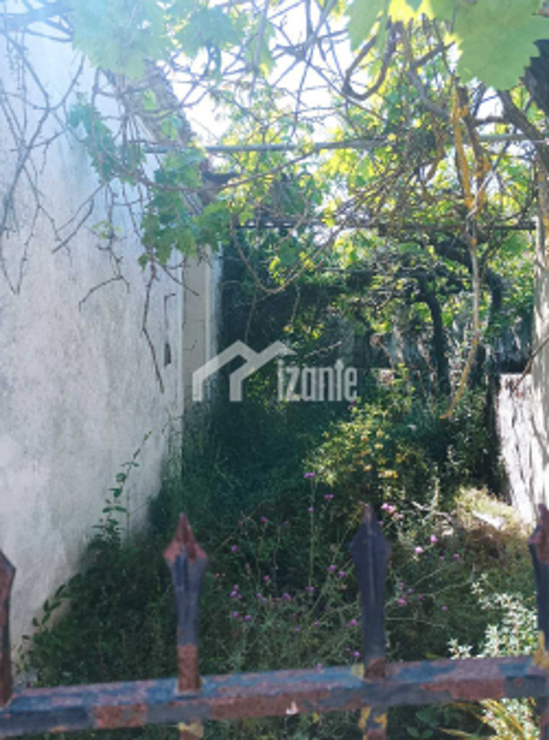 Property thumbnail 2