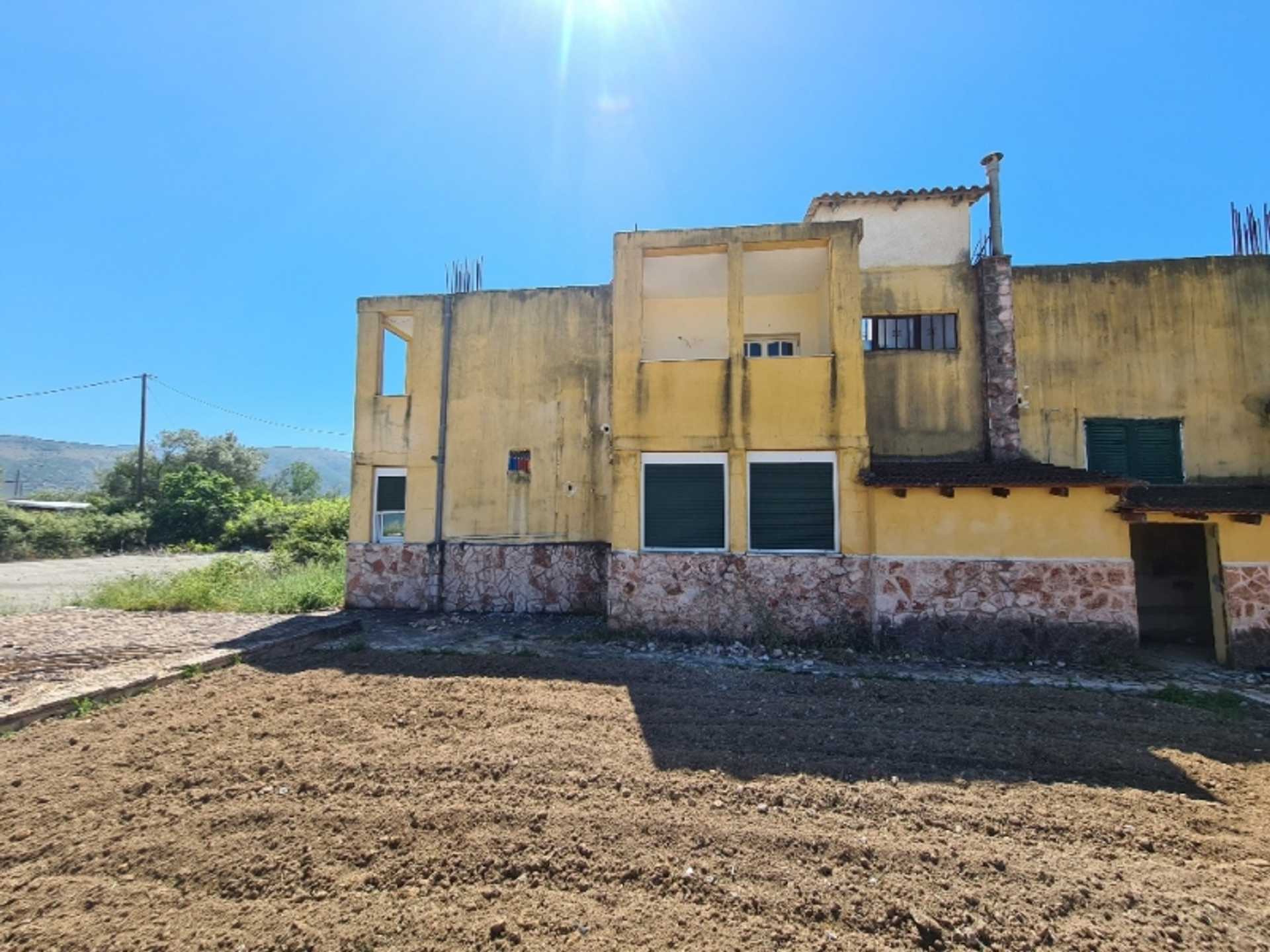 Property thumbnail 2