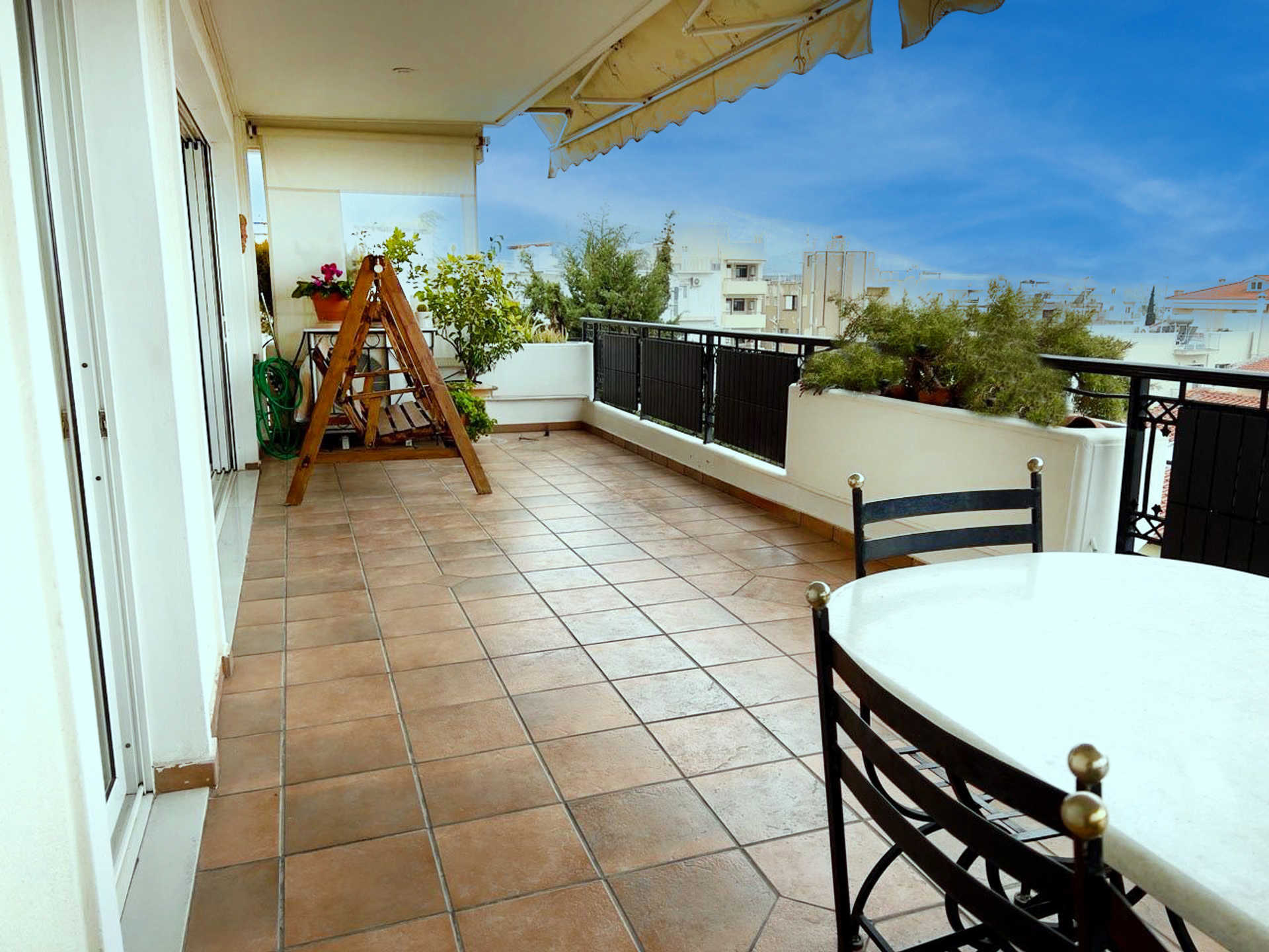 Property thumbnail 2