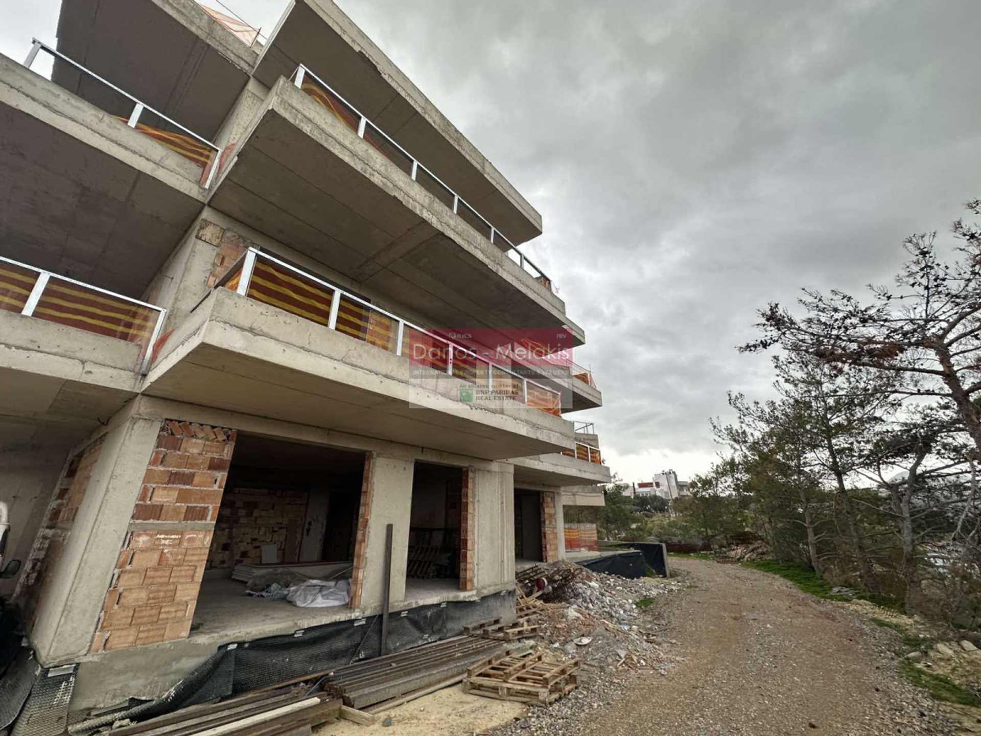 Property thumbnail 3