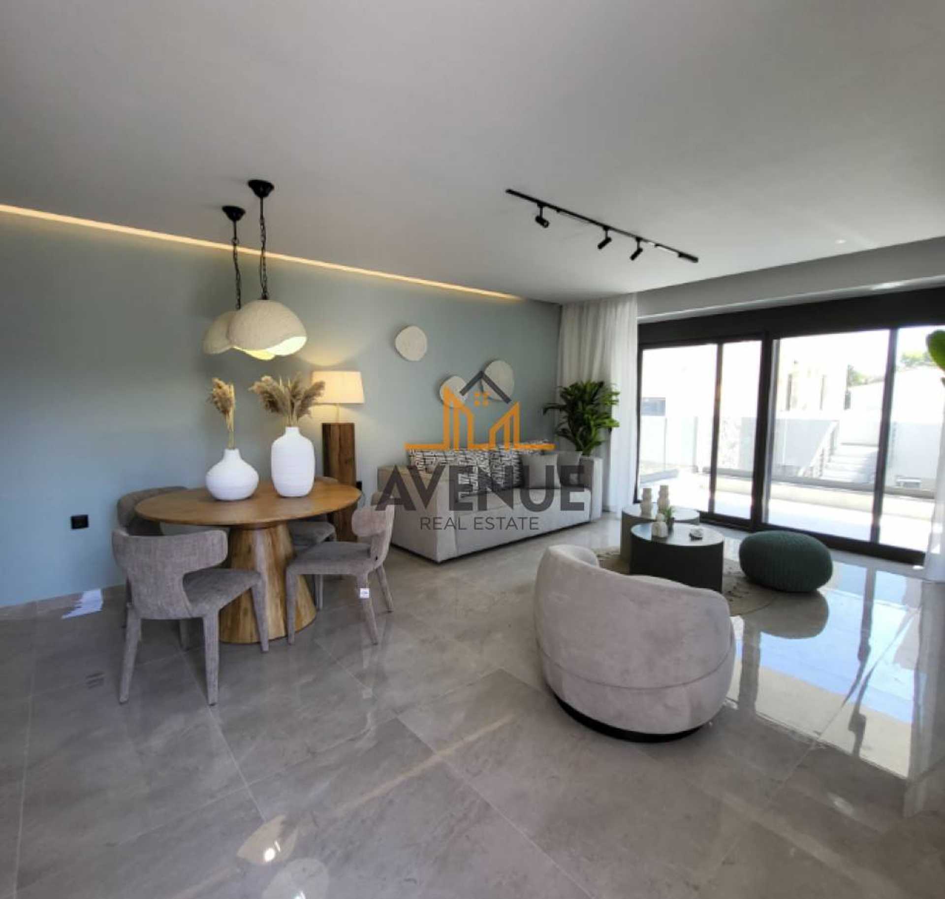 Property thumbnail 2