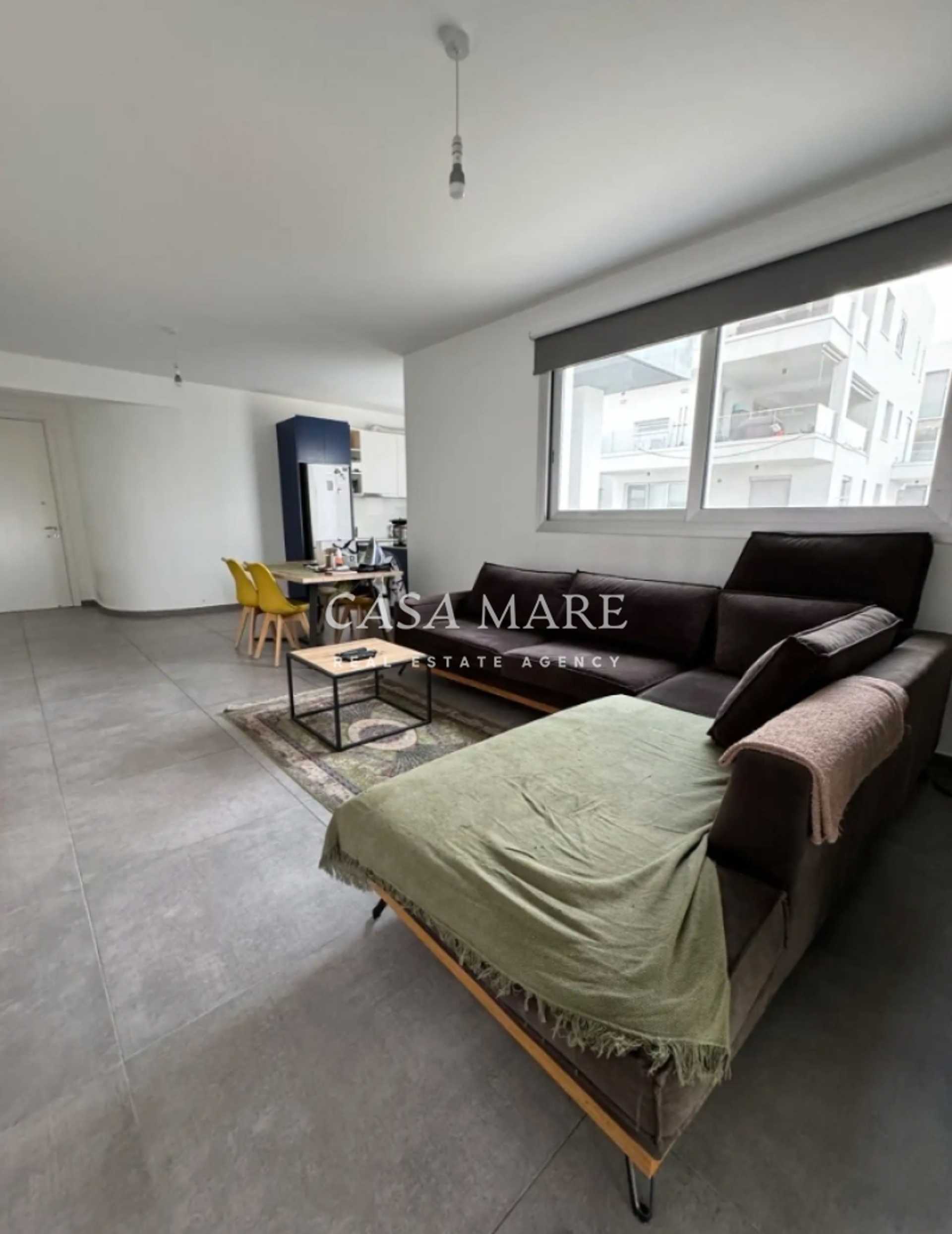 Property thumbnail 3