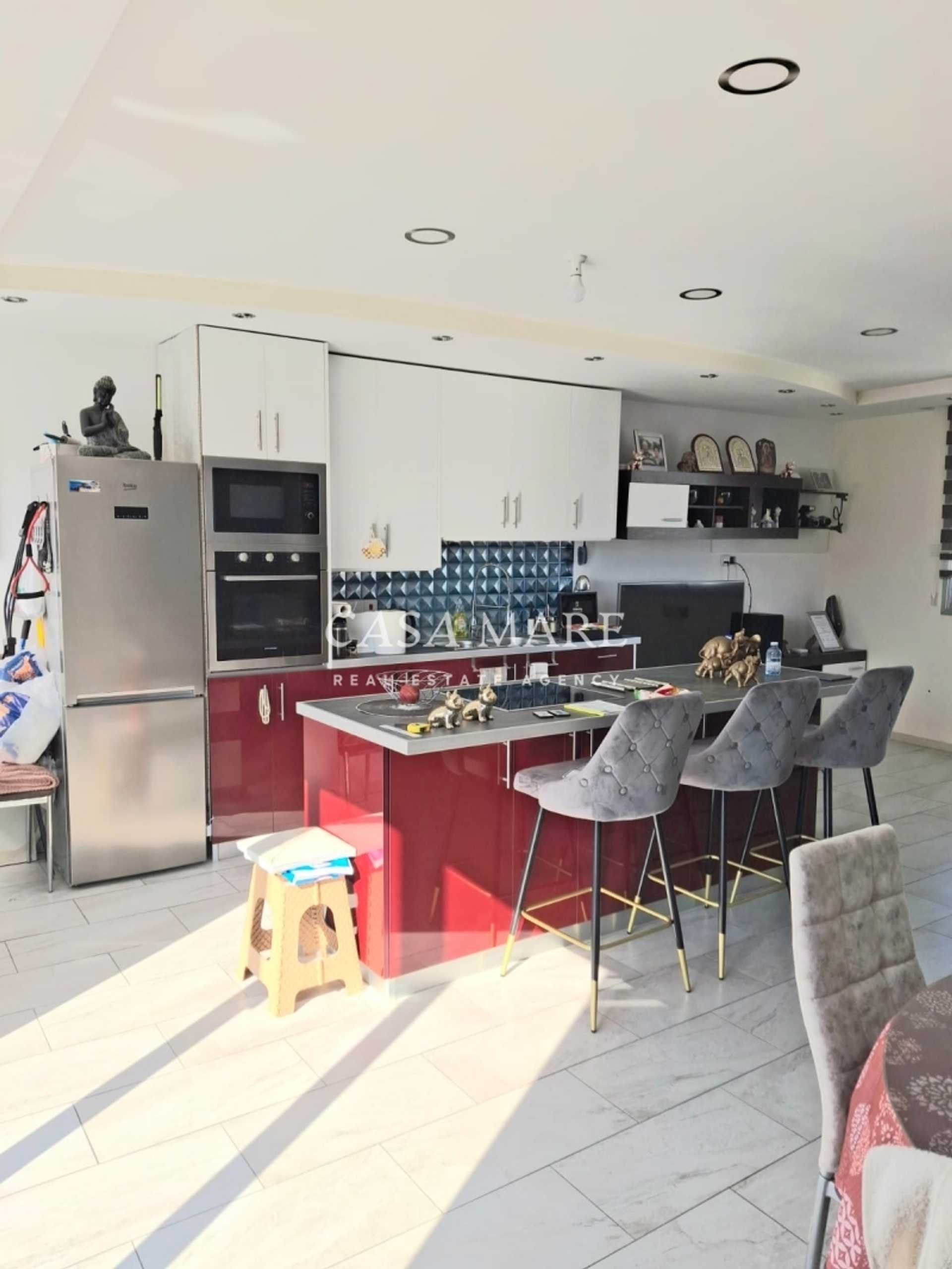 Property thumbnail 3