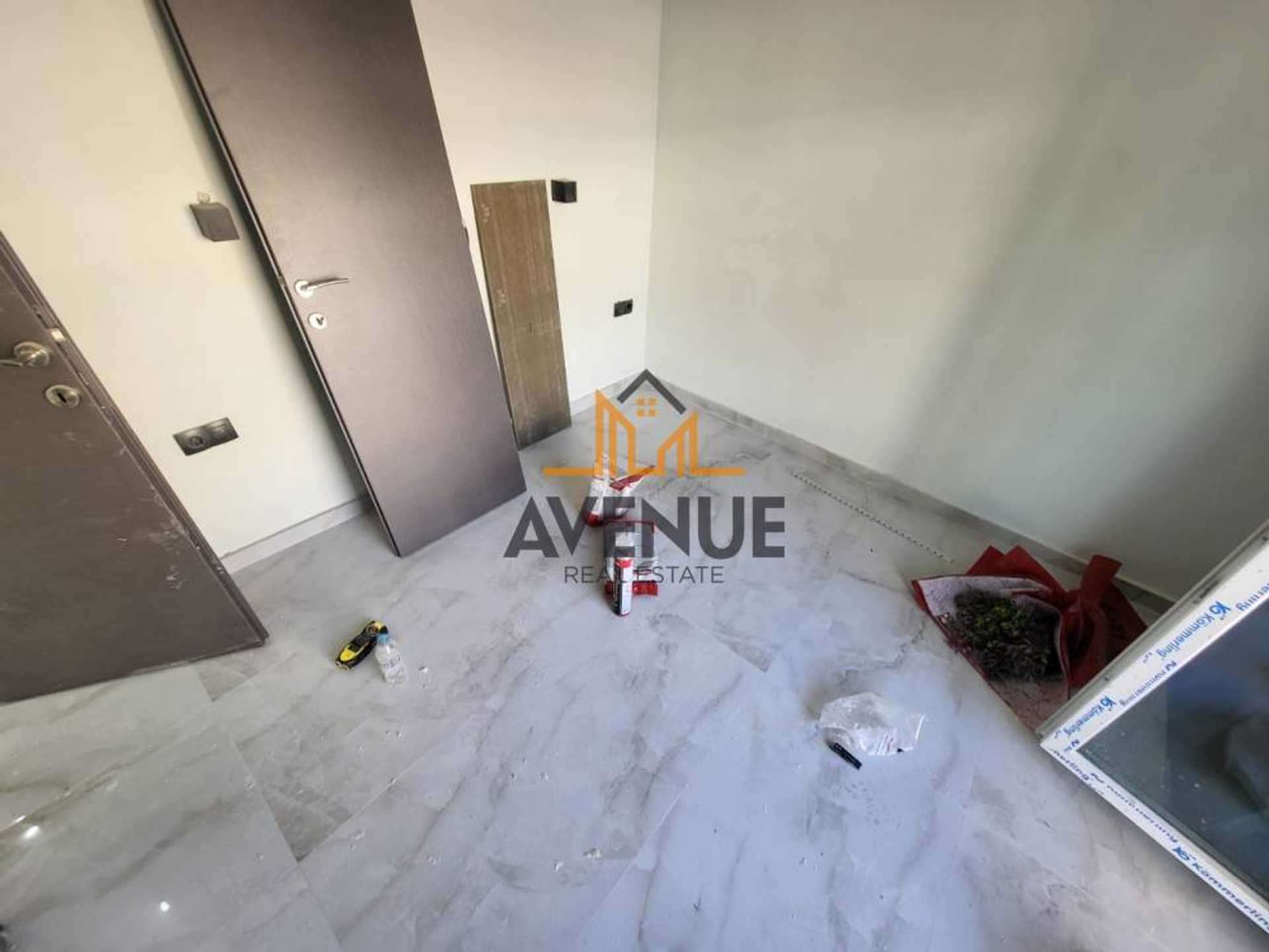 Property thumbnail 3