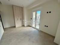 תמונת אגיה סופיה, רשות מקומית פטרס למכירה (2)