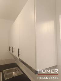 Image 10 of 16