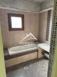 Image 19 of 25