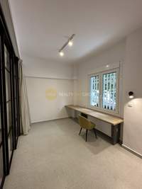 Image 10 of 24