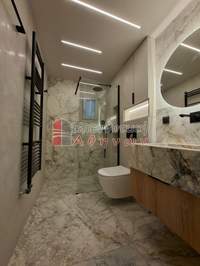 תמונת נאוס קוסמוס, אתונה למכירה (4)