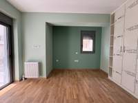 Image 15 of 27