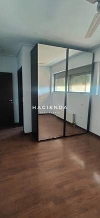 תמונת סרוניקוס, אתונה למכירה (4)