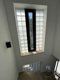 Image 10 of 30