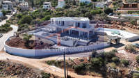 Image 19 of 30