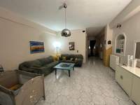 תמונת אגלאו, אתונה למכירה