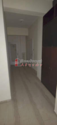 תמונת ויקטוריה, אתונה למכירה