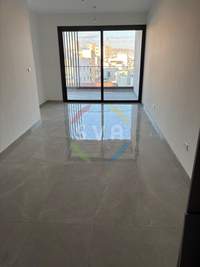 תמונת קאי פאבלו, לימסול למכירה (2)