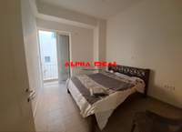 תמונת סטודיו, פיראוס למכירה (3)