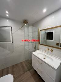 Image 10 of 22