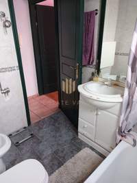 Image 12 of 25